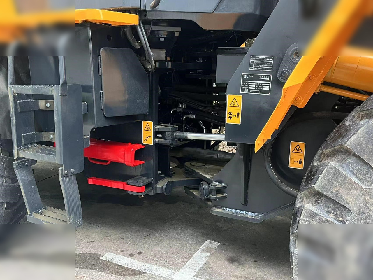 LIUGONG 856H - Wheel loader: picture 4 LIUGONG 856H - Wheel loader: picture 4