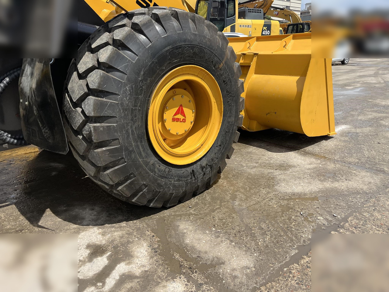 SDLG L958F - Wheel loader: picture 5 SDLG L958F - Wheel loader: picture 5