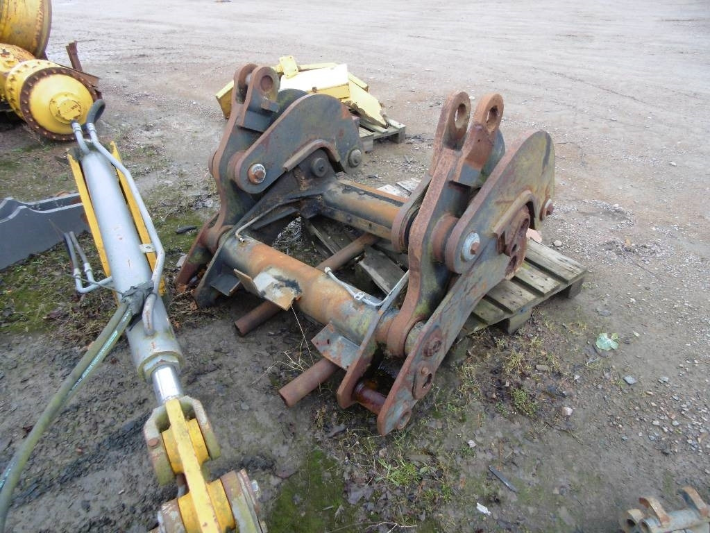 Redskapshållare Volvo L160 - Spare parts for Construction machinery: picture 1 Redskapshållare Volvo L160 - Spare parts for Construction machinery: picture 1