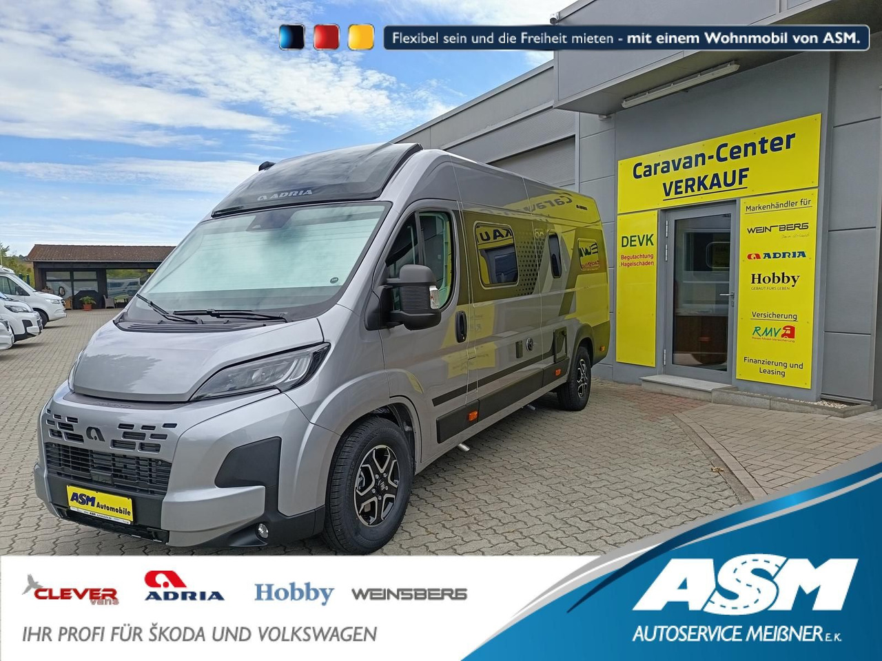 Adria Twin "60Y" 640 SGX 3,5 MAXI*JUBILEE*MARKISE*LED* - Campervan: picture 1 Adria Twin "60Y" 640 SGX 3,5 MAXI*JUBILEE*MARKISE*LED* - Campervan: picture 1