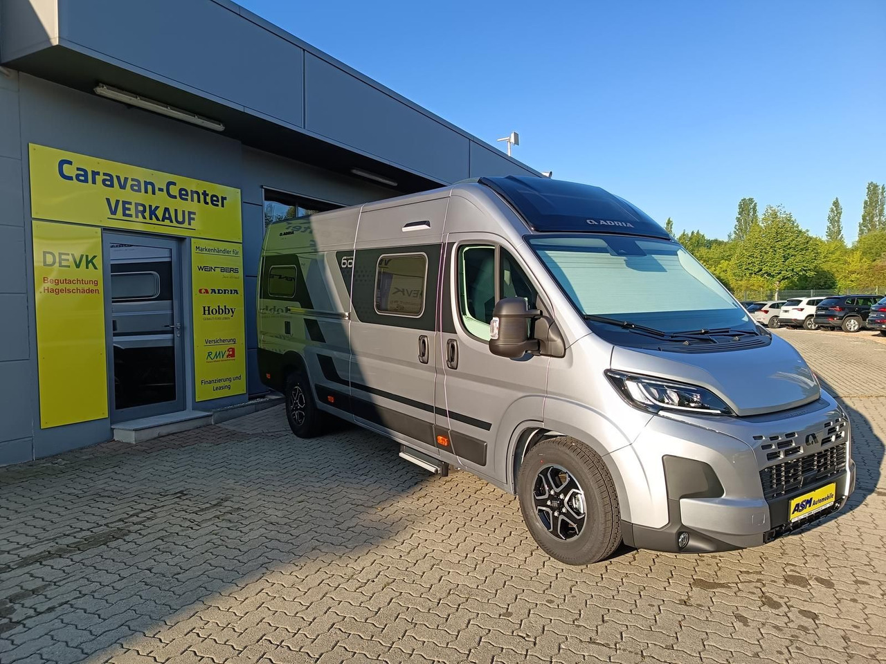 Adria Twin "60Y" 640 SLB*180 PS*4,25t MAXI*COMBI D 6E* - Campervan: picture 3 Adria Twin "60Y" 640 SLB*180 PS*4,25t MAXI*COMBI D 6E* - Campervan: picture 3