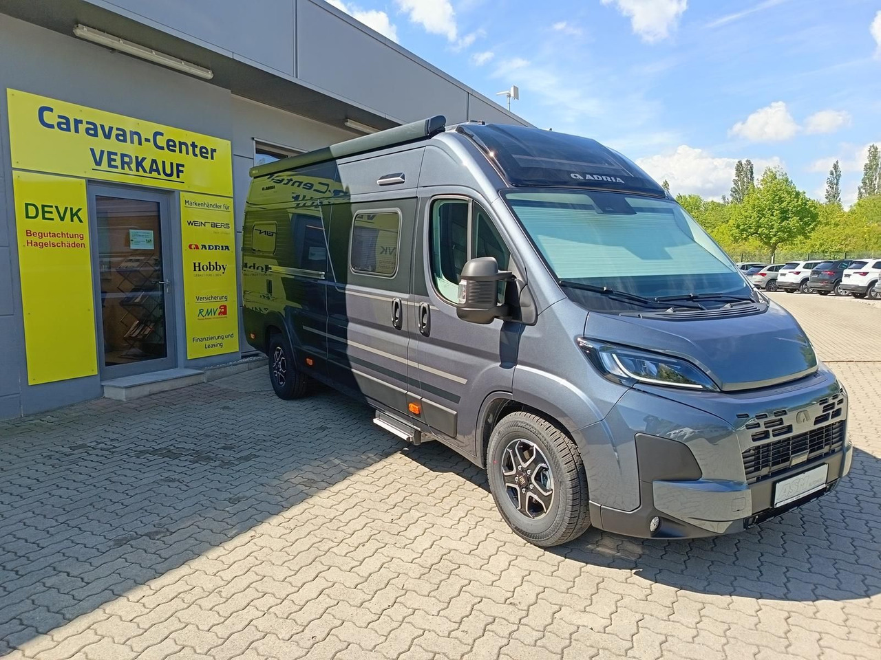 Adria Twin Edition 640 SGX Maxi 132kW*LED*HUBBETT* - Campervan: picture 2 Adria Twin Edition 640 SGX Maxi 132kW*LED*HUBBETT* - Campervan: picture 2