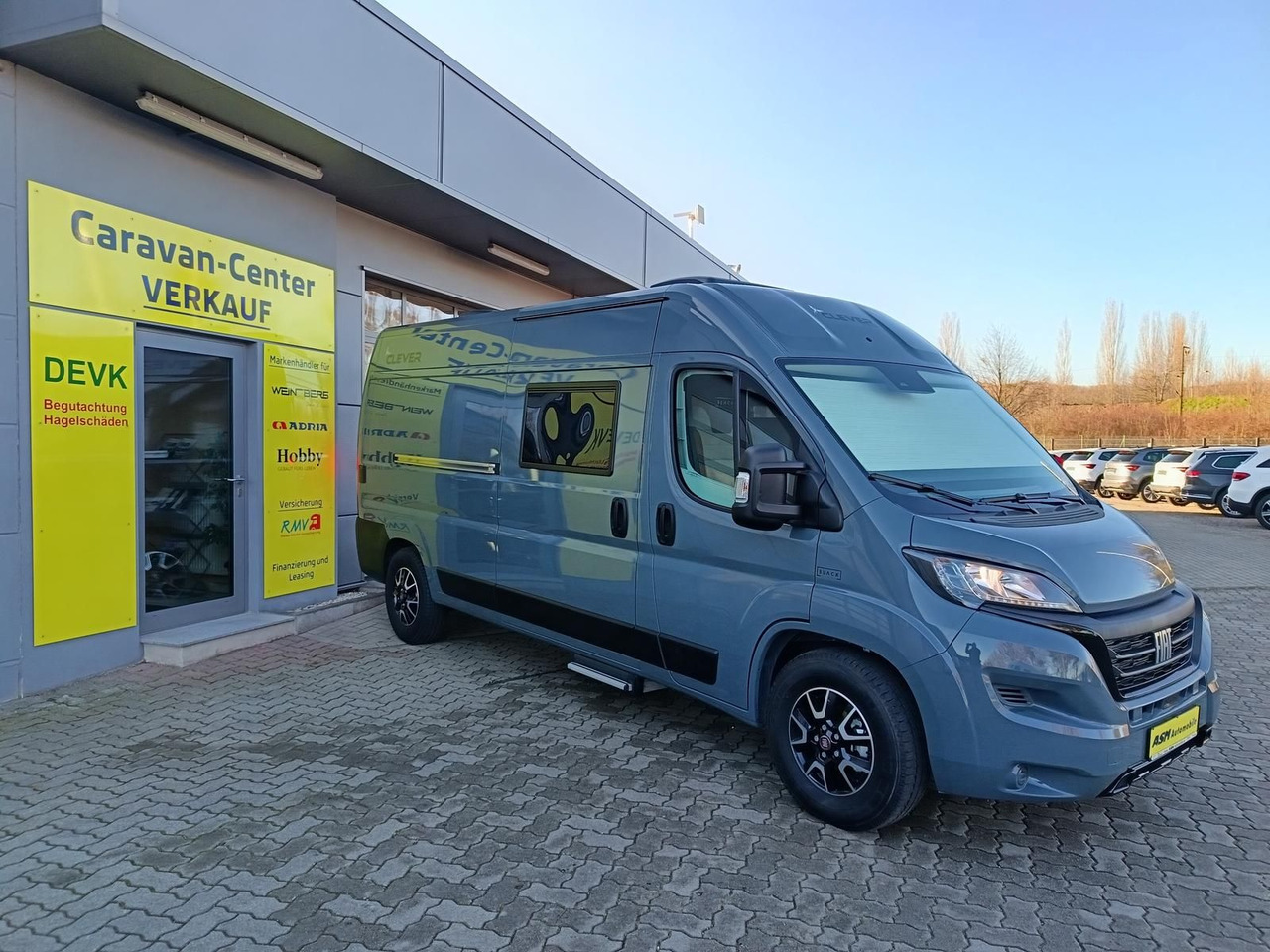 Clever Celebration 600 MJ24*AHK*MARKISE*ACC*R-KAM*RADIO - Campervan: picture 2 Clever Celebration 600 MJ24*AHK*MARKISE*ACC*R-KAM*RADIO - Campervan: picture 2