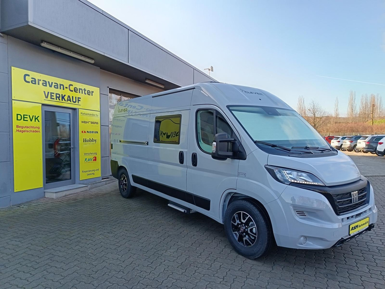 Clever Celebration 600 MJ24*AHK*MARKISE*ACC*R-KAM*RADIO - Campervan: picture 2 Clever Celebration 600 MJ24*AHK*MARKISE*ACC*R-KAM*RADIO - Campervan: picture 2