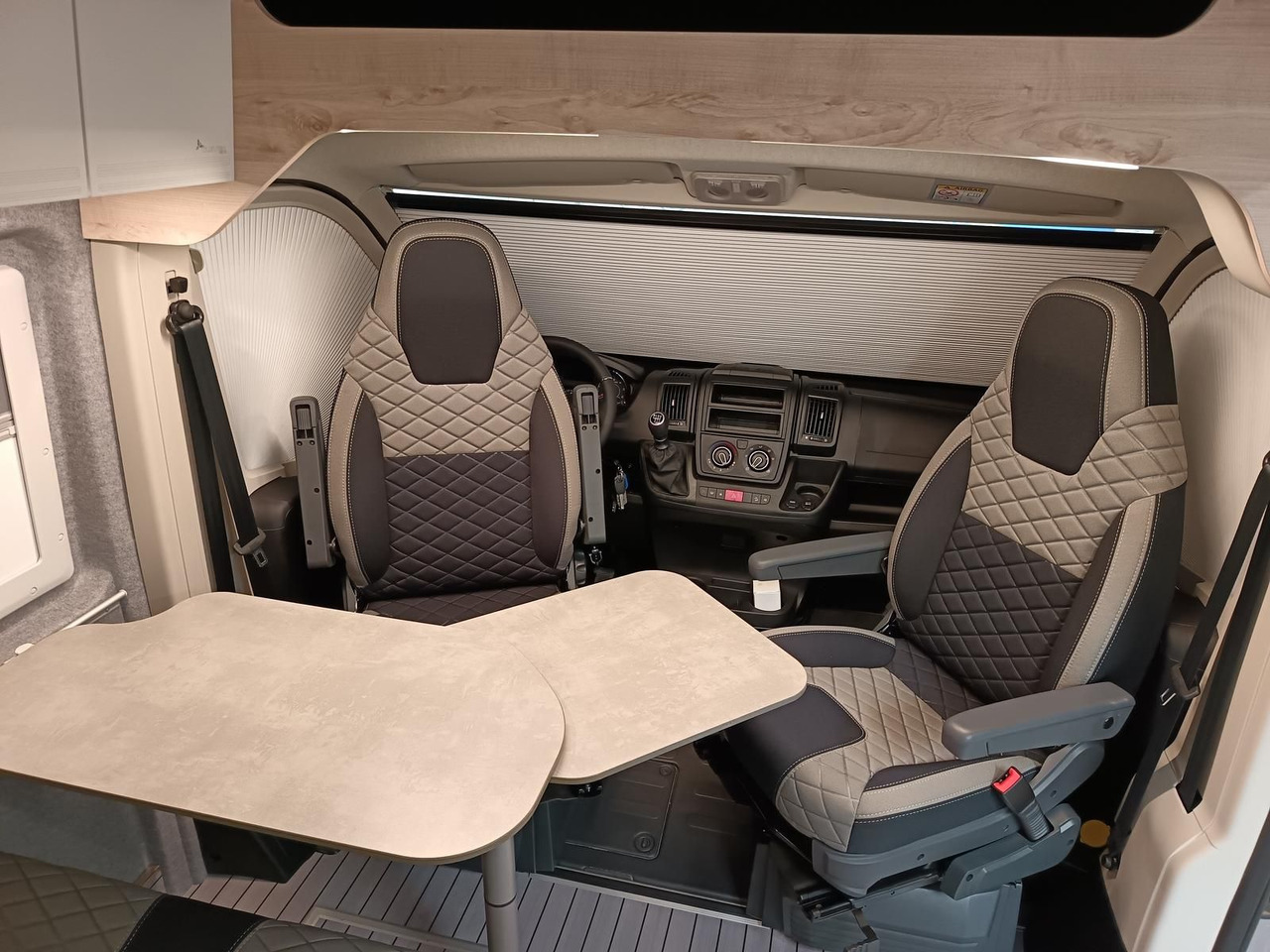 Campervan Clever Runner 636 2,2 165PS MJ2024*TRUMA C6 D + E*SHZ*: picture 17