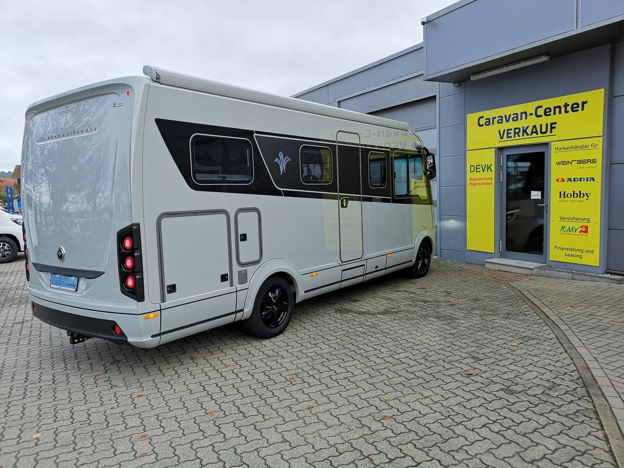 Niesmann + Bischoff iSmove 6.9 E 132 kW+AHK+SOLAR+ALDE+KLIMA+NAVI - Integrated motorhome: picture 4 Niesmann + Bischoff iSmove 6.9 E 132 kW+AHK+SOLAR+ALDE+KLIMA+NAVI - Integrated motorhome: picture 4