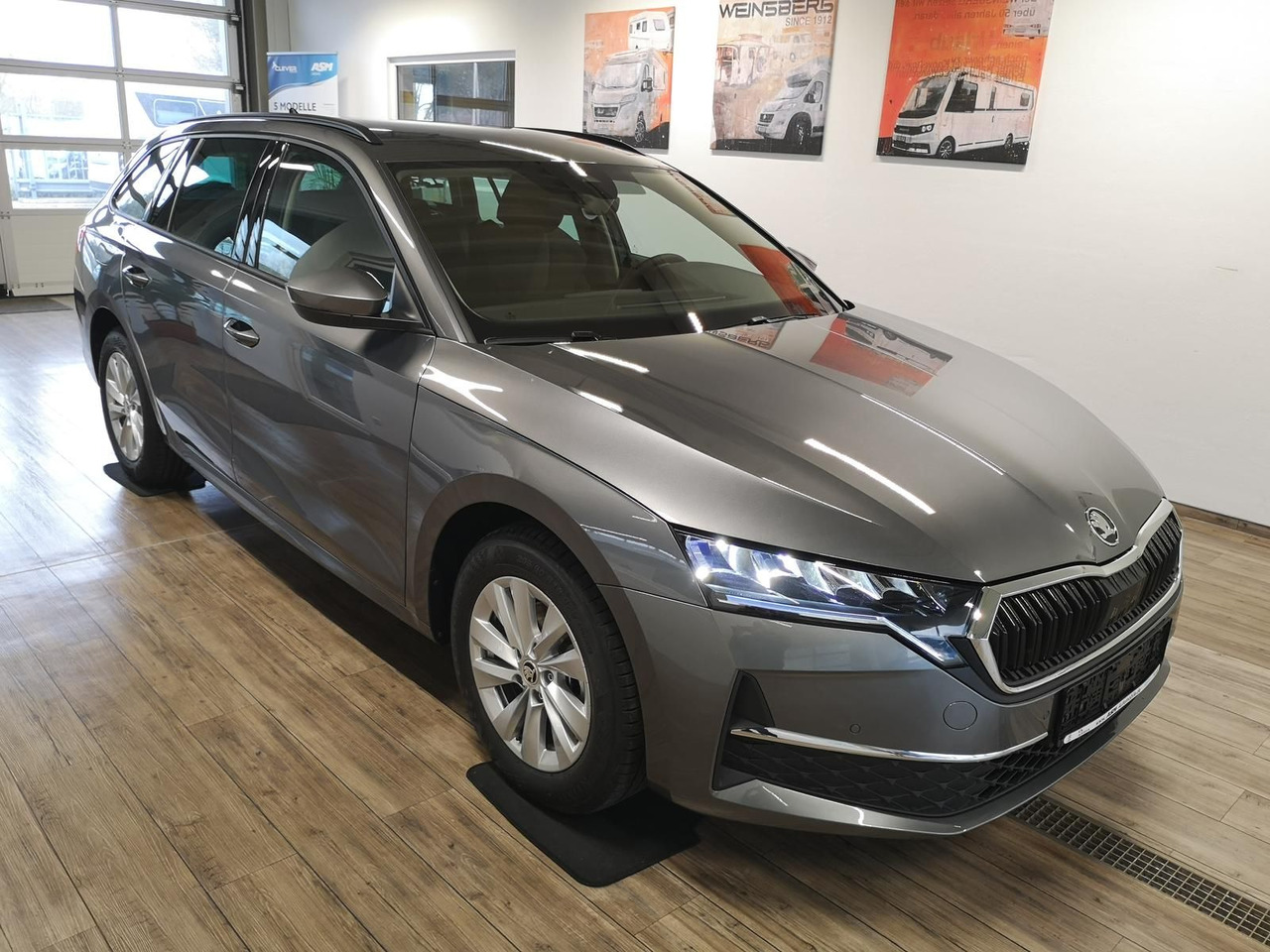 Skoda Octavia Combi Selection DSG*R-KAM*LED*DAB*2xPDC* - Estate car: picture 2 Skoda Octavia Combi Selection DSG*R-KAM*LED*DAB*2xPDC* - Estate car: picture 2