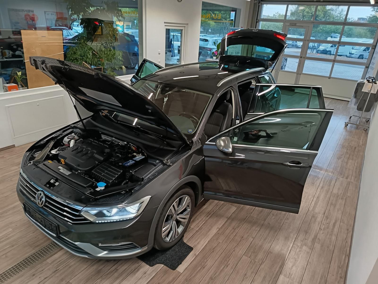 Volkswagen Passat Alltrack 2,0TDI DSG 4x4*360°*NAVI*ACC*LED - Estate car: picture 2 Volkswagen Passat Alltrack 2,0TDI DSG 4x4*360°*NAVI*ACC*LED - Estate car: picture 2