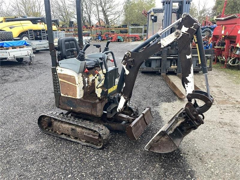 Bobcat E 10  - Mini excavator: picture 1 Bobcat E 10  - Mini excavator: picture 1