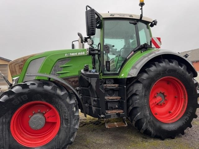 Fendt 828 Vario S4 Profi  - Farm tractor: picture 1 Fendt 828 Vario S4 Profi  - Farm tractor: picture 1