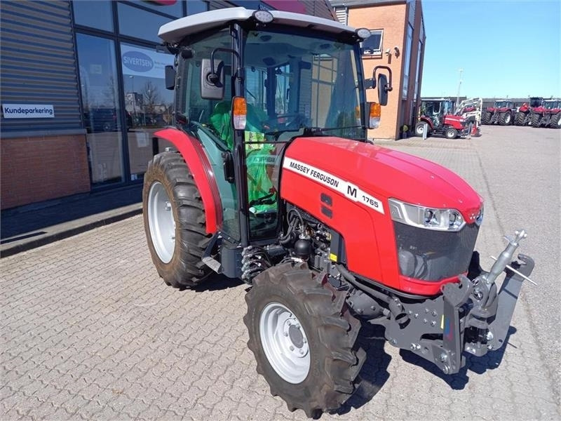 Massey Ferguson 1765 M HC - Municipal tractor: picture 1 Massey Ferguson 1765 M HC - Municipal tractor: picture 1