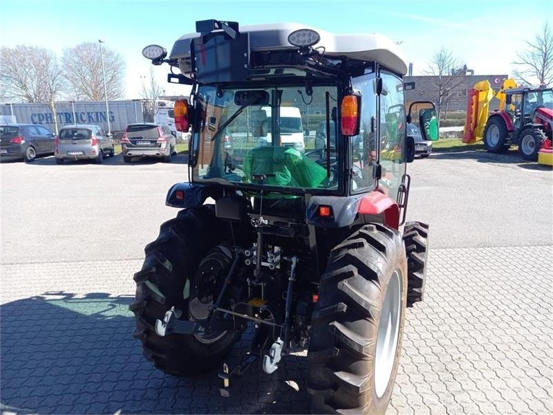 Massey Ferguson 1765 M HC - Municipal tractor: picture 5 Massey Ferguson 1765 M HC - Municipal tractor: picture 5