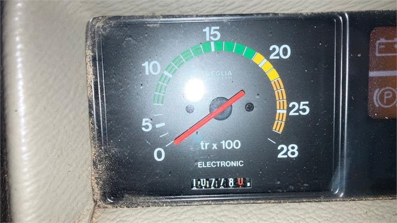 Massey Ferguson 3095 Dynashift - Farm tractor: picture 5 Massey Ferguson 3095 Dynashift - Farm tractor: picture 5