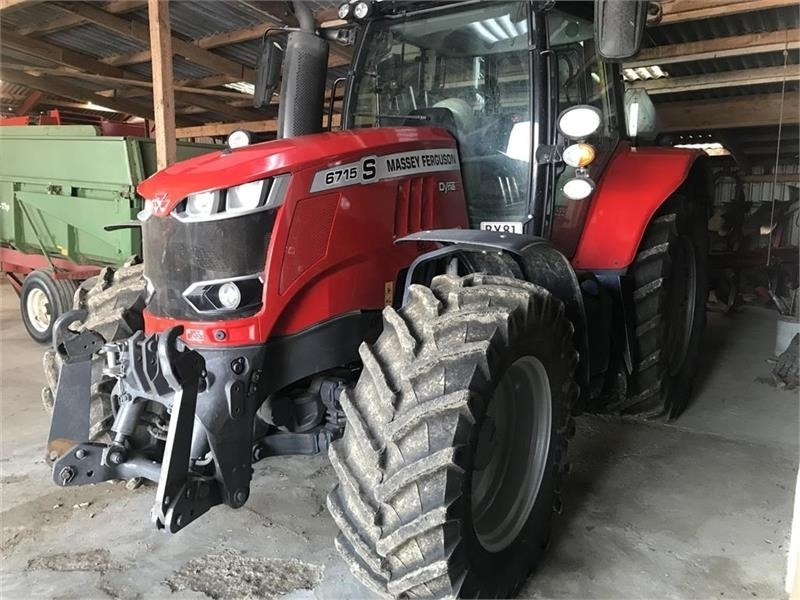Massey Ferguson 6715S Dyna 6 - Farm tractor: picture 1 Massey Ferguson 6715S Dyna 6 - Farm tractor: picture 1