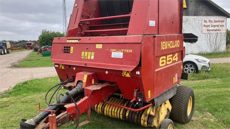 New Holland 654 RUNDBALLEPRESSER Cropcutter - Round baler: picture 2 New Holland 654 RUNDBALLEPRESSER Cropcutter - Round baler: picture 2