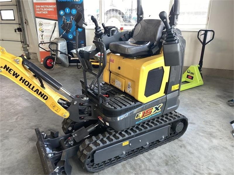 New Holland E15x Elektrisk - Mini excavator: picture 2 New Holland E15x Elektrisk - Mini excavator: picture 2