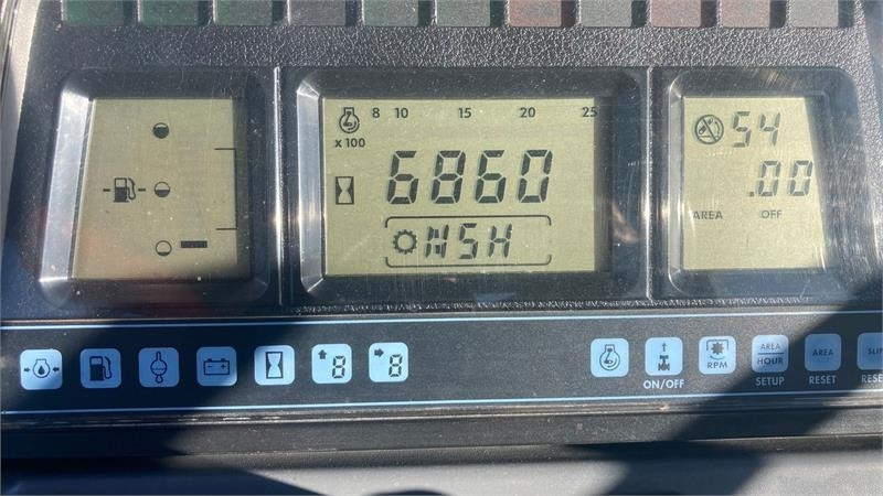 Farm tractor New Holland TS115: picture 8 Farm tractor New Holland TS115: picture 8