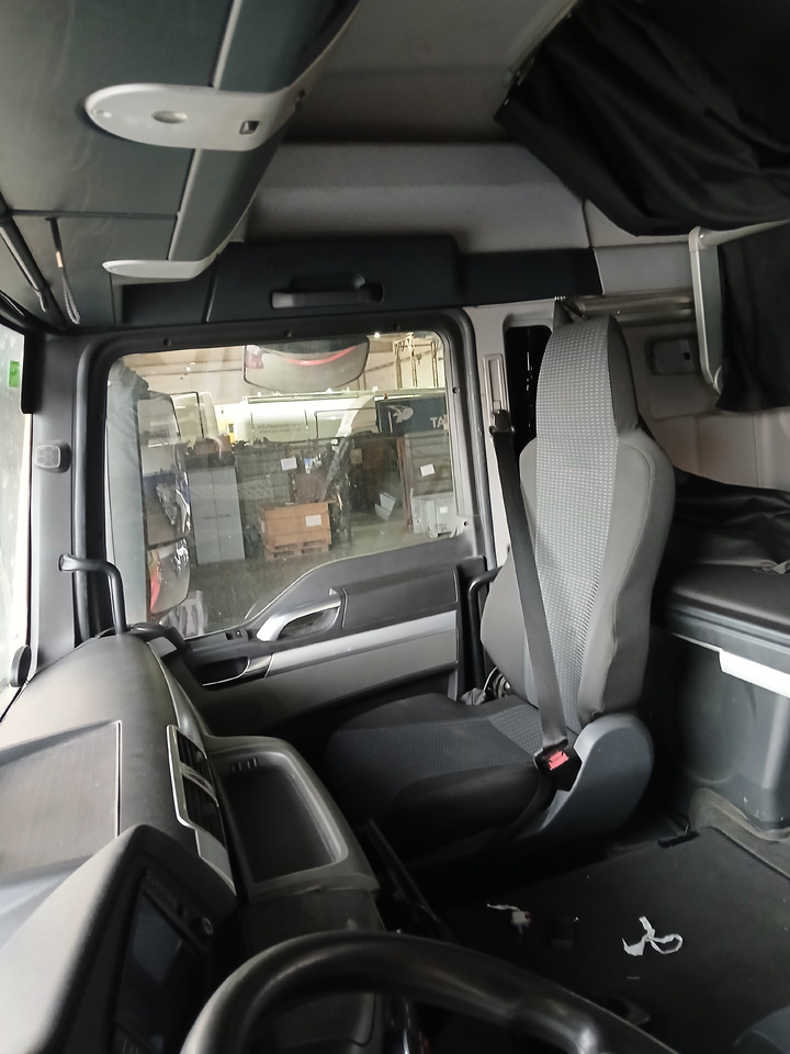 MAN TGS 18.440 - Tractor unit: picture 5 MAN TGS 18.440 - Tractor unit: picture 5