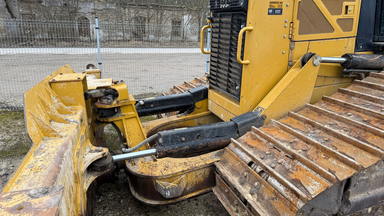 CAT D6N LGP - Bulldozer: picture 2 CAT D6N LGP - Bulldozer: picture 2