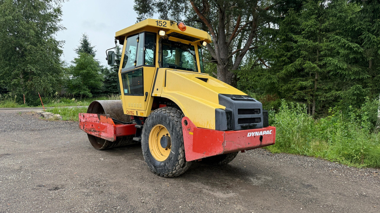 Dynapac CA152D - Compactor: picture 3 Dynapac CA152D - Compactor: picture 3
