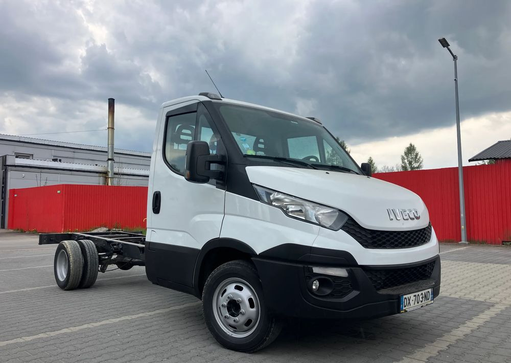 Iveco DAILY 35C13 ramo do zabudowy kiper wywrotka - Cab chassis truck: picture 2 Iveco DAILY 35C13 ramo do zabudowy kiper wywrotka - Cab chassis truck: picture 2