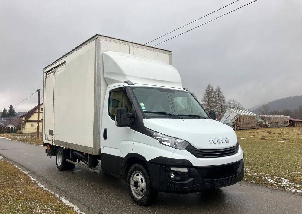 Iveco DAILY 35C16 kontener kurierka winda - Closed box van: picture 2 Iveco DAILY 35C16 kontener kurierka winda - Closed box van: picture 2