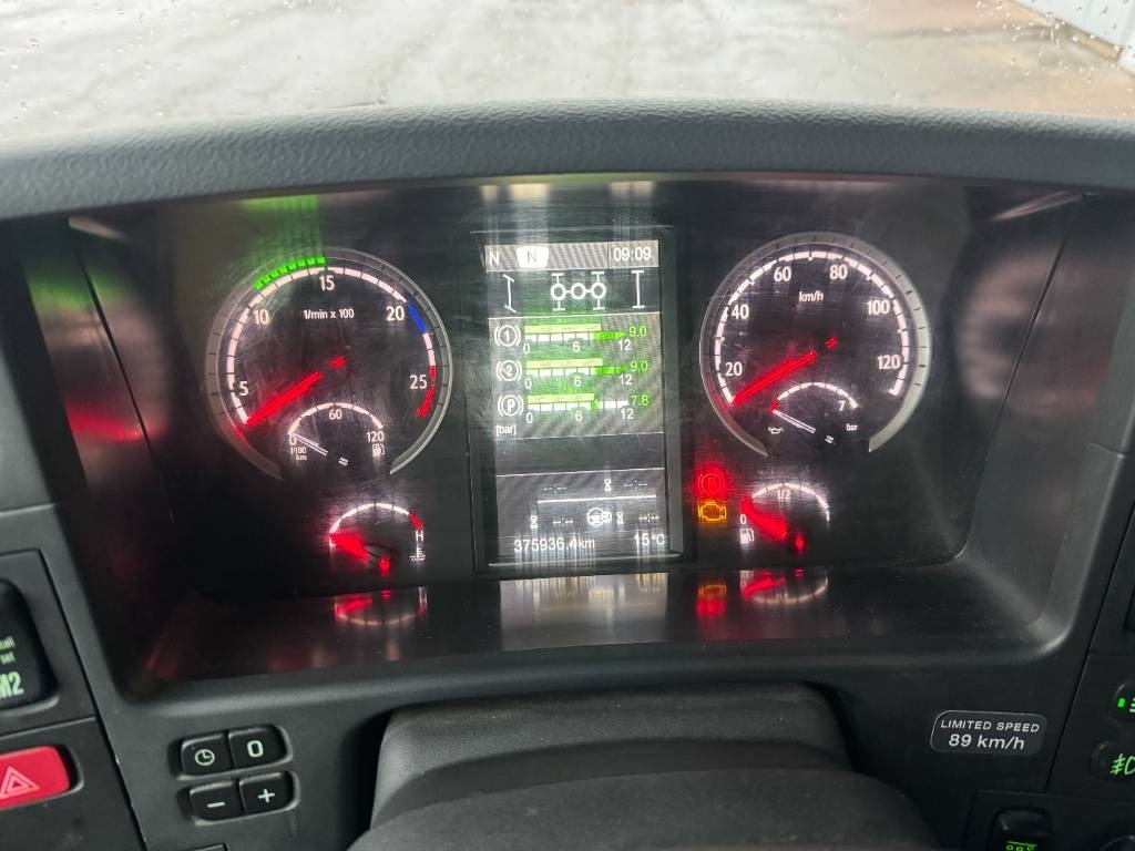 Leasing of Scania R520LB8X4*4HNB  Scania R520LB8X4*4HNB: picture 13