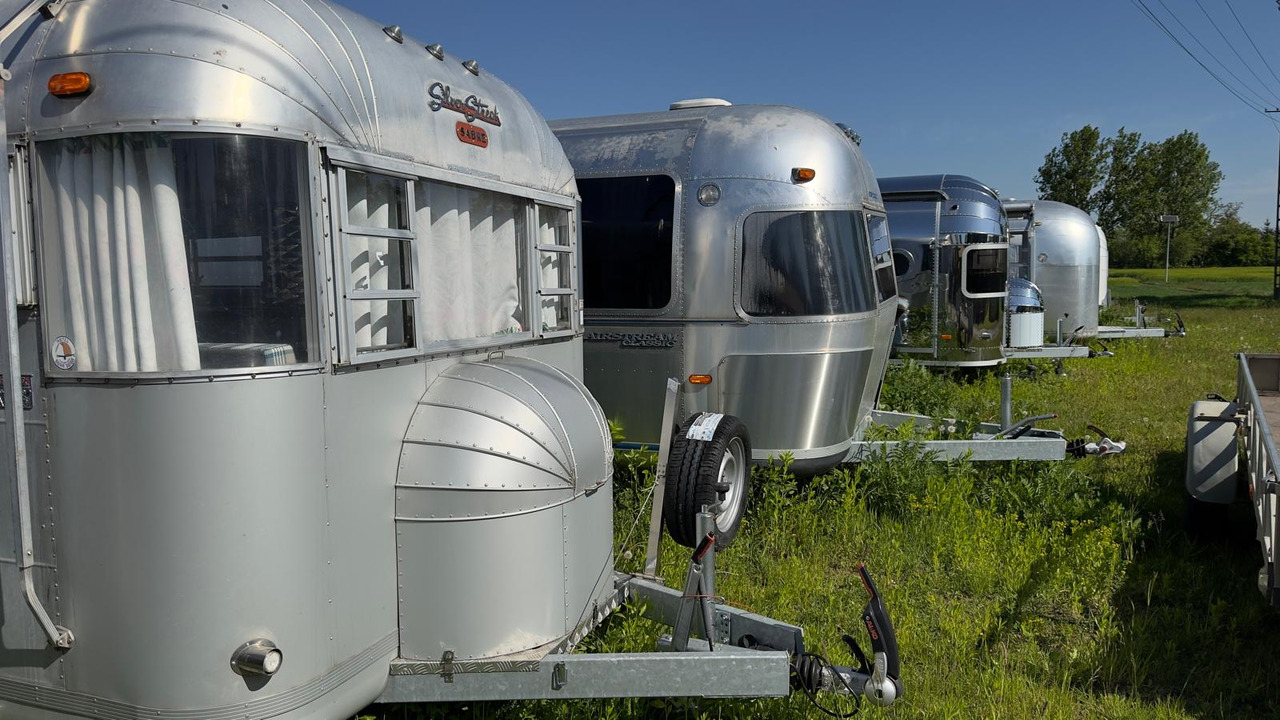 1992 Airstream Classic 1992 Airstream Classic – Fully Rebuilt Vintage Travel Trailer - Food trailer: picture 3 1992 Airstream Classic 1992 Airstream Classic – Fully Rebuilt Vintage Travel Trailer - Food trailer: picture 3