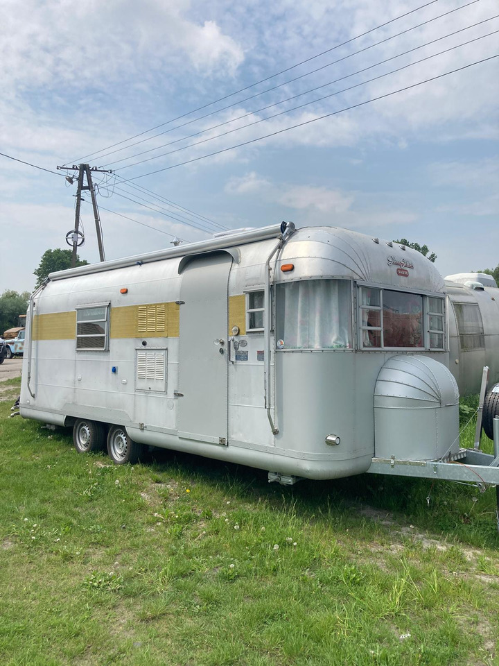 1968 Airstream Silver Streak 1968 Airstream Silver Streak – Fully Rebuilt Vintage Travel Trailer - Camper: picture 1 1968 Airstream Silver Streak 1968 Airstream Silver Streak – Fully Rebuilt Vintage Travel Trailer - Camper: picture 1