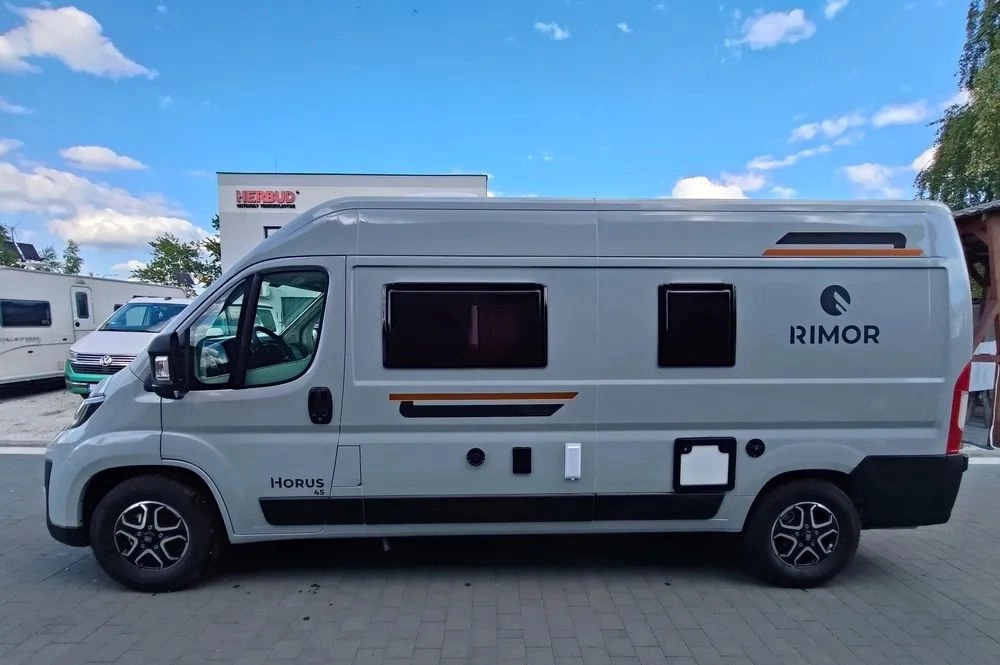 Fiat Ducato Rimor Horus 45 NEW AUTOMAT Grau Truma Diesel Lampen FULL LED 4-Sitzer - Campervan: picture 3 Fiat Ducato Rimor Horus 45 NEW AUTOMAT Grau Truma Diesel Lampen FULL LED 4-Sitzer - Campervan: picture 3