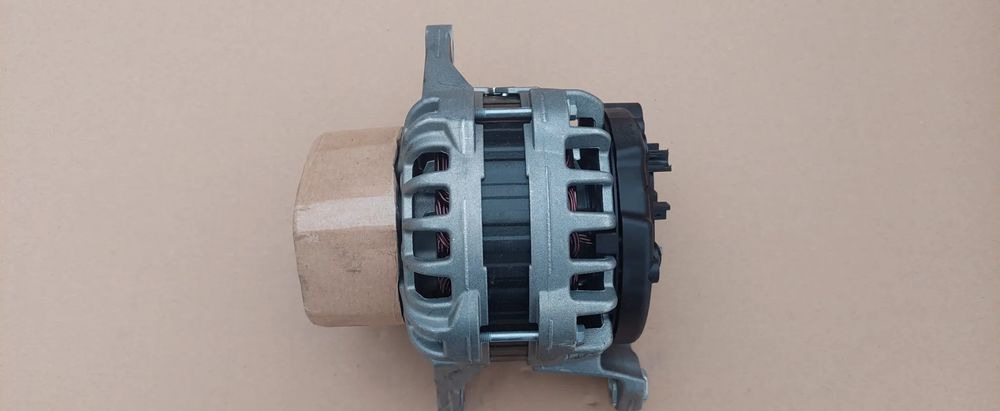 ALTERNATOR BOSCH NOWY - Alternator: picture 2 ALTERNATOR BOSCH NOWY - Alternator: picture 2