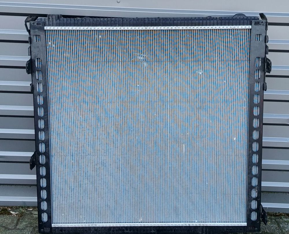 DAF XF 106 EURO 6 CHŁODNICA WODY NOWA 2125896 - Cooling system: picture 1 DAF XF 106 EURO 6 CHŁODNICA WODY NOWA 2125896 - Cooling system: picture 1