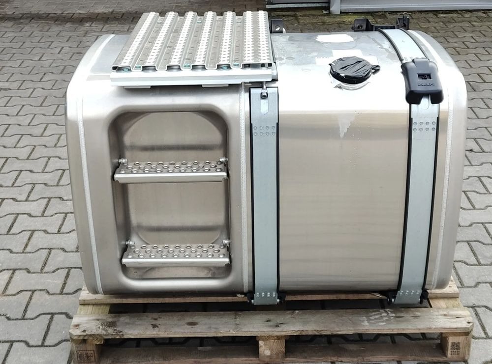 MAN TG3 TGX TGS ZBIORNIK PALIWA KOMPLETNY 460L NOWY - Fuel tank for Truck: picture 1 MAN TG3 TGX TGS ZBIORNIK PALIWA KOMPLETNY 460L NOWY - Fuel tank for Truck: picture 1