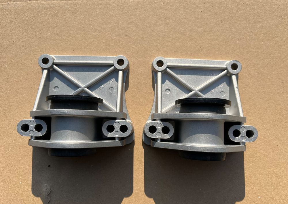 NOWA Poduszka chłodnicy MAN TGX TGS euro 6 mocowanie chłodnicy - Cooling system for Truck: picture 1 NOWA Poduszka chłodnicy MAN TGX TGS euro 6 mocowanie chłodnicy - Cooling system for Truck: picture 1