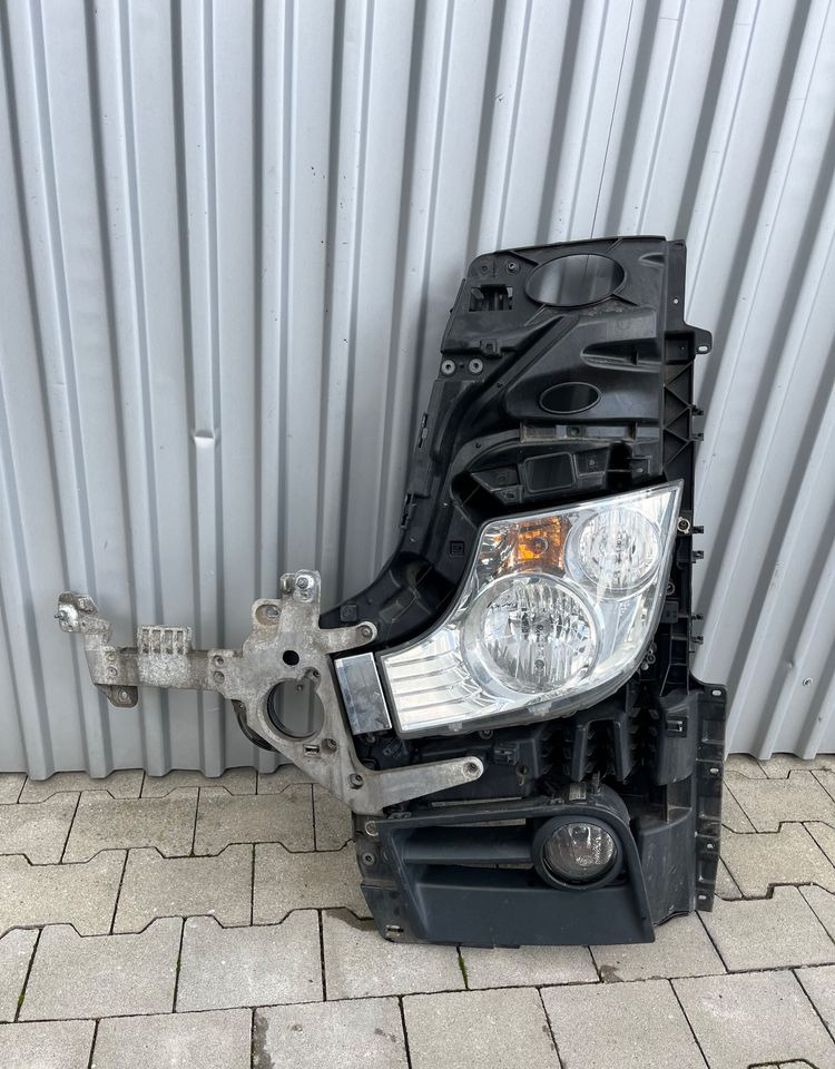 Narożnik zderzaka Mercedes Actros MP4 lampa garnek obudowa halogen - Bumper corner for Truck: picture 1 Narożnik zderzaka Mercedes Actros MP4 lampa garnek obudowa halogen - Bumper corner for Truck: picture 1
