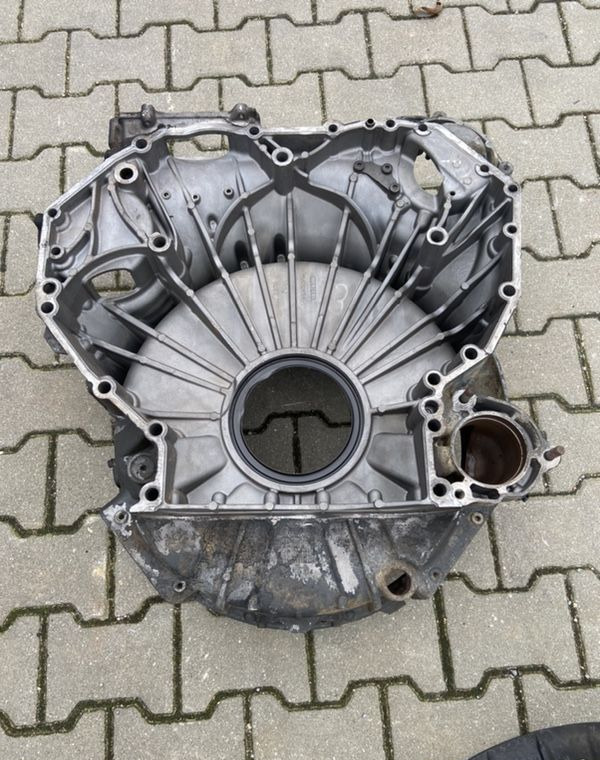 Obudowa sprzęgła Scania R V8 2334555 skrzyni biegów rozrządu - Clutch cover for Truck: picture 1 Obudowa sprzęgła Scania R V8 2334555 skrzyni biegów rozrządu - Clutch cover for Truck: picture 1