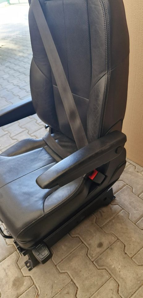 SCANIA R S FOTEL PASAŻERA FULL OPCJA SKÓRA - Seat for Truck: picture 3 SCANIA R S FOTEL PASAŻERA FULL OPCJA SKÓRA - Seat for Truck: picture 3