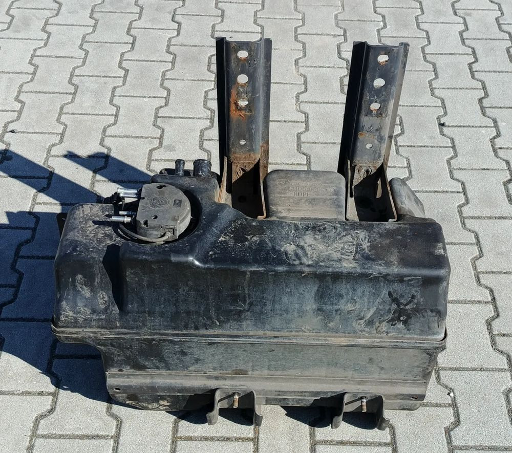 SCANIA R S ZBIORNIK ADBLUE 2196094 - AdBlue tank for Truck: picture 1 SCANIA R S ZBIORNIK ADBLUE 2196094 - AdBlue tank for Truck: picture 1