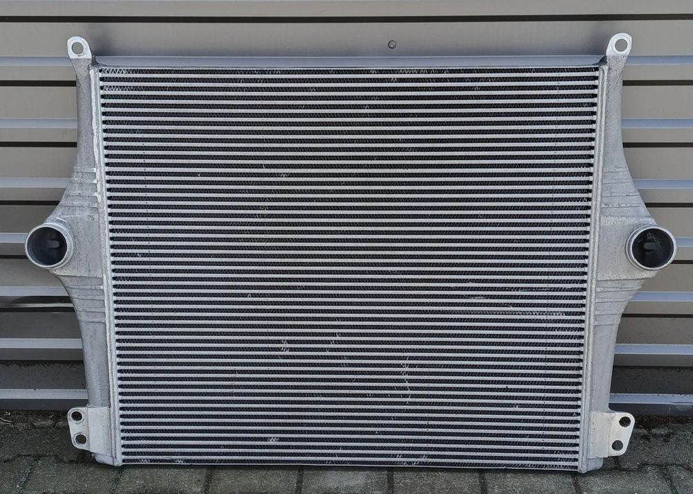 Scania S CHŁODNICA POWIETRZA INTERCOOLER 2433151 - Cooling system: picture 2 Scania S CHŁODNICA POWIETRZA INTERCOOLER 2433151 - Cooling system: picture 2