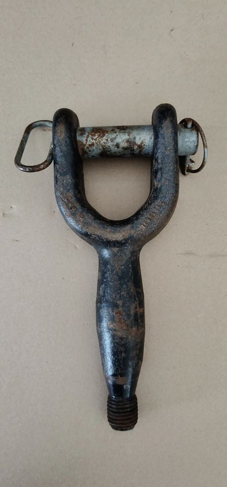 VOLVO FH4 HAK HOLOWNICZY UCHO - Steering for Truck: picture 1 VOLVO FH4 HAK HOLOWNICZY UCHO - Steering for Truck: picture 1