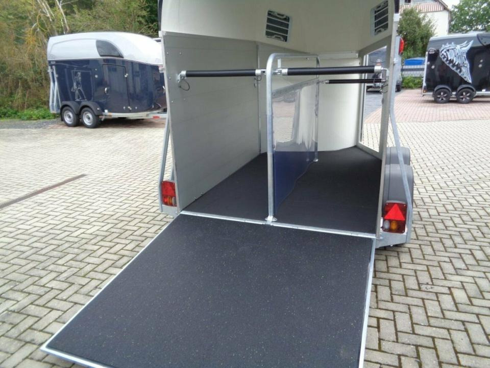 Horse trailer Böckmann Pferdeanhänger Champion Sattelkammer: picture 6