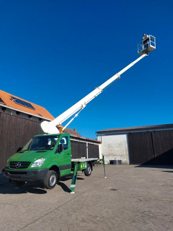Mercedes Wumag Arbeitsbühne Hubsteiger Hebebühne 3,5t 22m - Truck mounted aerial platform: picture 2 Mercedes Wumag Arbeitsbühne Hubsteiger Hebebühne 3,5t 22m - Truck mounted aerial platform: picture 2