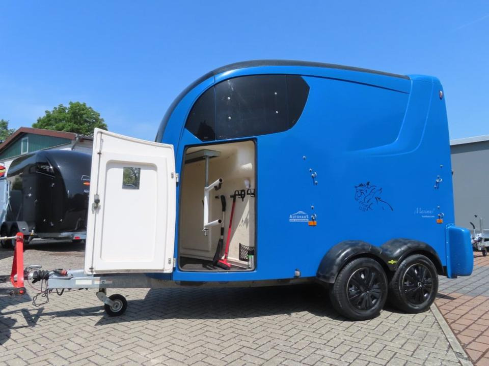 Pferdeanhänger Humbaur Maximus Panoramascheibe 100km/h Sattelk. - Horse trailer: picture 2 Pferdeanhänger Humbaur Maximus Panoramascheibe 100km/h Sattelk. - Horse trailer: picture 2