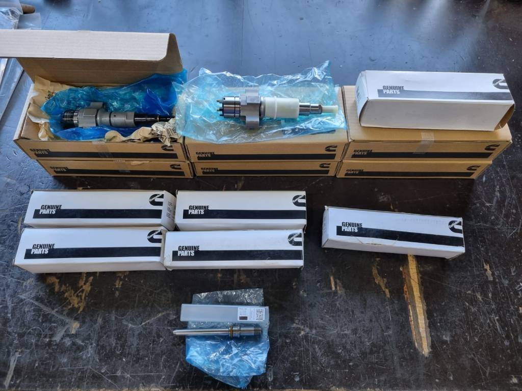 Cummins QSL 9 Tier 4 interim - Tier 4 Final - Stage 5 injectors - Injector for Material handler: picture 1 Cummins QSL 9 Tier 4 interim - Tier 4 Final - Stage 5 injectors - Injector for Material handler: picture 1