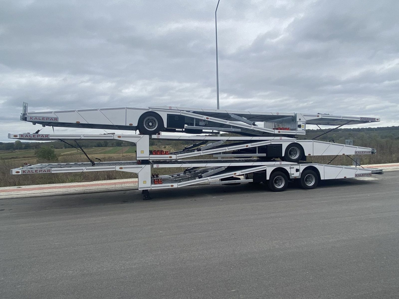 KALEPAR KLP119V4 4er-Autotransporter 1xAchse VDI - Autotransporter semi-trailer: picture 2 KALEPAR KLP119V4 4er-Autotransporter 1xAchse VDI - Autotransporter semi-trailer: picture 2