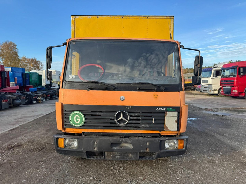 Mercedes-Benz SK 814 (STEEL SUSPENSION & MANUAL GEARBOX / SUSPENSION LAMES & BOITE MANUELLE) - Box truck: picture 2 Mercedes-Benz SK 814 (STEEL SUSPENSION & MANUAL GEARBOX / SUSPENSION LAMES & BOITE MANUELLE) - Box truck: picture 2