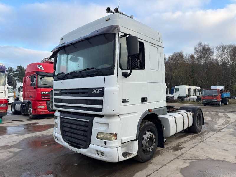 DAF 105 XF 460 Space Cab (MANUAL GEARBOX / BOITE MANUELLE / PERFECT CONDITION) - Tractor unit: picture 1 DAF 105 XF 460 Space Cab (MANUAL GEARBOX / BOITE MANUELLE / PERFECT CONDITION) - Tractor unit: picture 1
