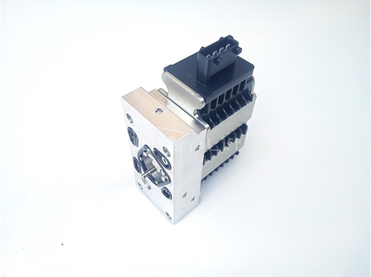 Elektrozawór Danfoss 157B4034 / 11166818 - Hydraulic valve for Truck mounted crane: picture 1 Elektrozawór Danfoss 157B4034 / 11166818 - Hydraulic valve for Truck mounted crane: picture 1