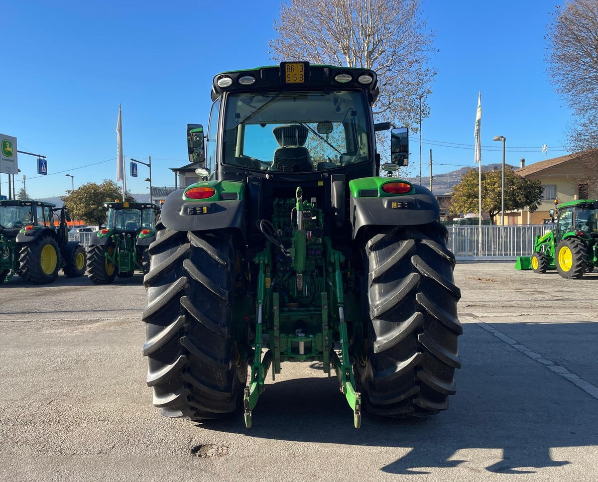 JOHN DEERE 6250 R - Farm tractor: picture 4 JOHN DEERE 6250 R - Farm tractor: picture 4