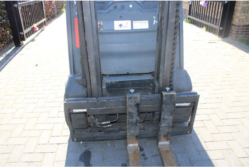 Forklift Linde H20D: picture 10 Forklift Linde H20D: picture 10